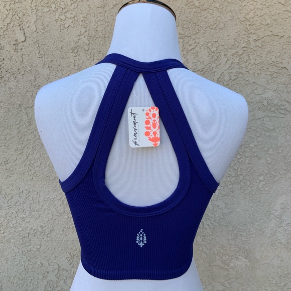 NWT Free People FP Movement Free Throw Henley Top - Picture 9 of 9